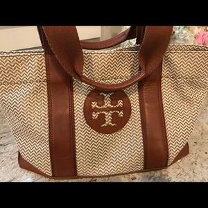 Tory burch beach tote. In great condition